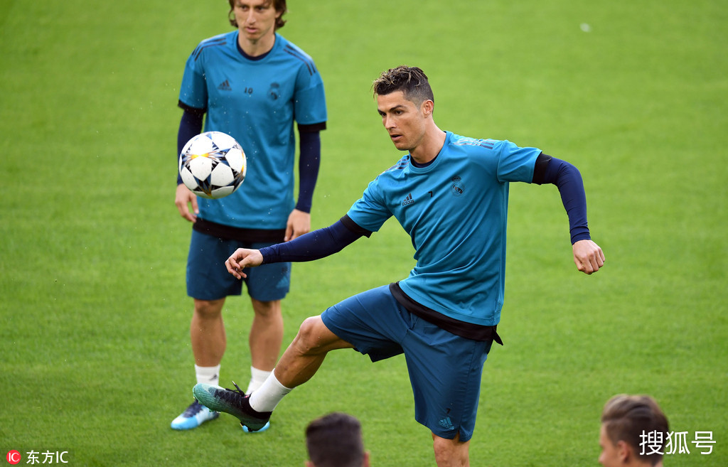 星空体育官网入口从罗马防线松动备战CBA常规赛到密尔沃基雄鹿完成体检备战欧冠，巴塞罗那加时末段防线松动的简单介绍