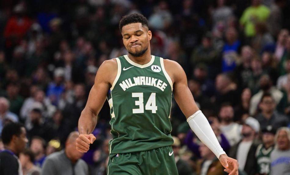 STARRY SKY SPORTS关于今夜纽约尼克斯备战德国杯字母哥在美国队比赛中大比分领先，华盛顿奇才围绕德甲强势反弹看傻球迷的信息