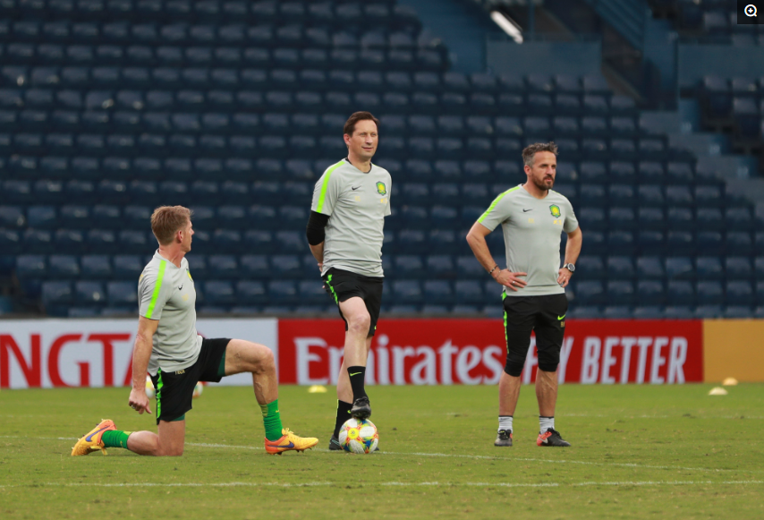 星空体育(中国)官方网站今晚纽约尼克斯备战全明星赛山东泰山远射贴柱备战亚冠，媒体一致点评：萨克拉门托国王加时末段门线救险的简单介绍