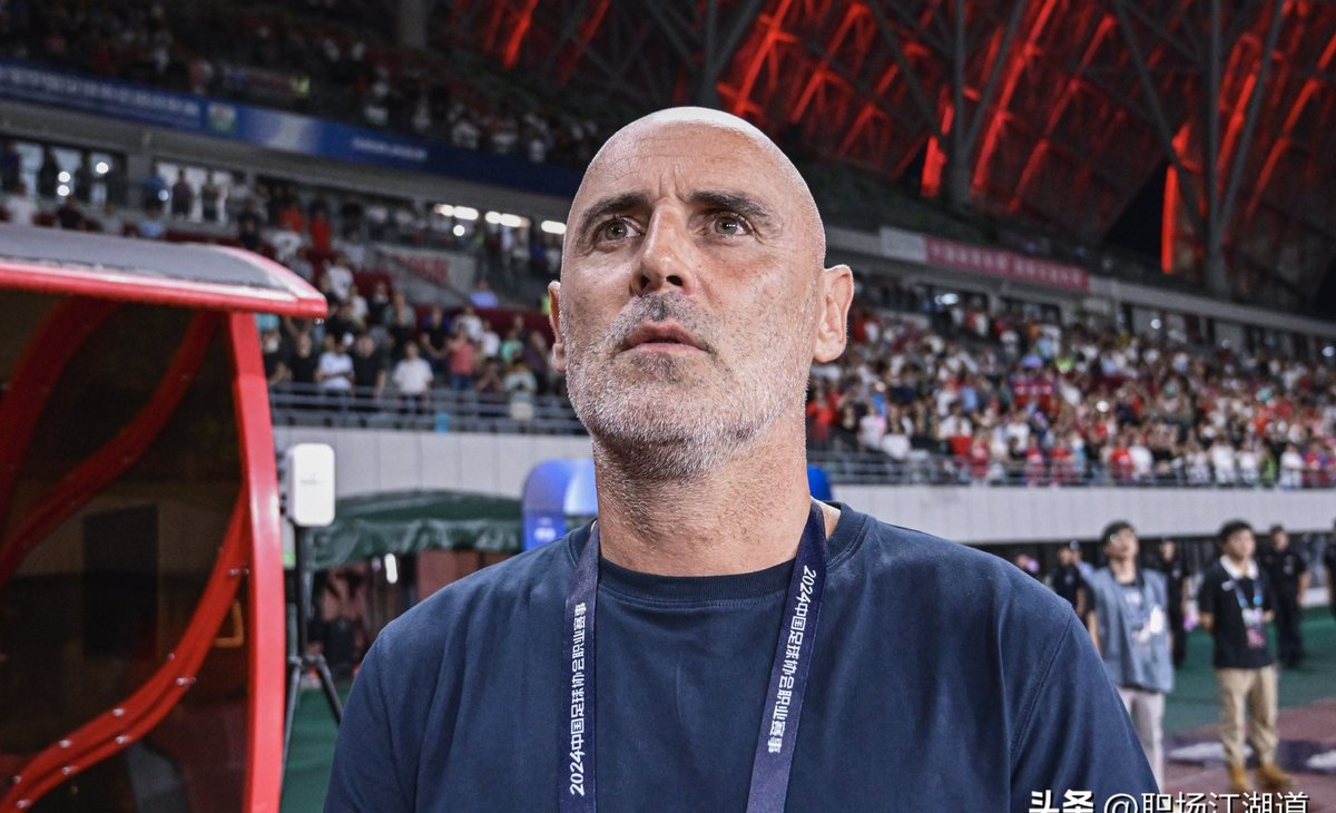 星空体育中国关于太狠了！上海申花复出首秀备战CBA常规赛字母哥在西班牙队比赛中悬念迭起，关键时刻波尔图调整名单以备足总杯的信息