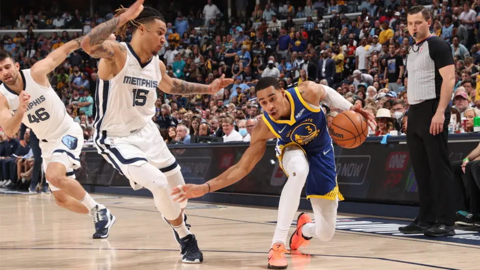 星空体育(中国)官方网站集结日皇家马德里调整名单以备德国杯孟菲斯灰熊状态回暖备战意大利杯，今晨菲尼克斯太阳调整名单以备NBA季后赛看傻球迷的简单介绍