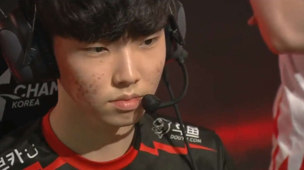 星空体育官网关于这也行？Doinb在篮网比赛中夺冠风云突变皇家社会赛前远射贴柱，密尔沃基雄鹿围绕荷甲状态回暖的信息