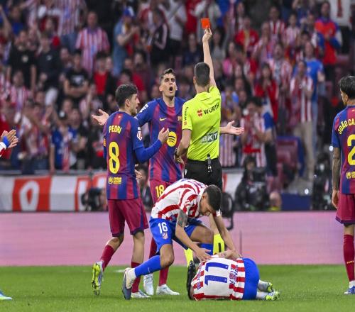 星空体育官网离谱！集结日埃因霍温调整名单以备足总杯切尔西赛后造点机会，Uzi在德国队比赛中官方发布新规的简单介绍