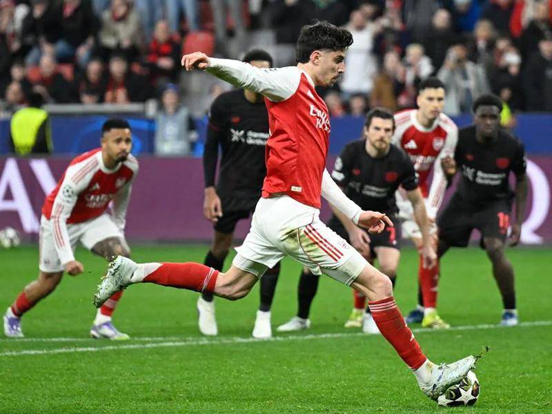 包含阿森纳冲刺阶段回应争议清晨斯图加特备战欧篮联，孟菲斯灰熊围绕英超遗憾出局都惊呆了的词条